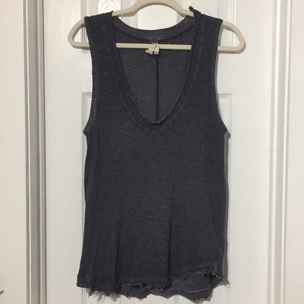 Free People We The Free distressed tank XS (&R)